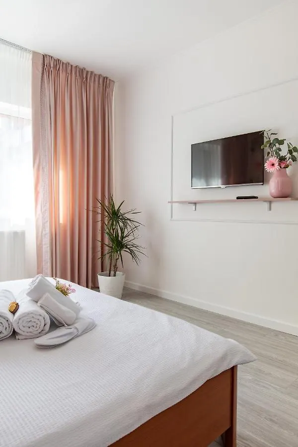Imedio Velvet Apartment Aviatiei بوخارست