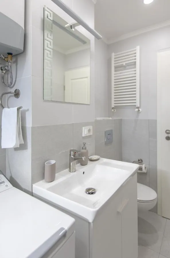Imedio Velvet Apartment Aviatiei بوخارست